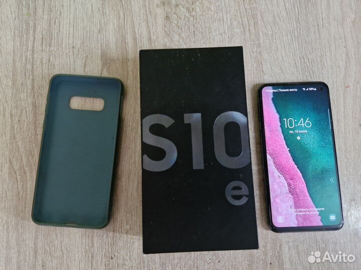 Samsung Galaxy S10, 6/128 ГБ