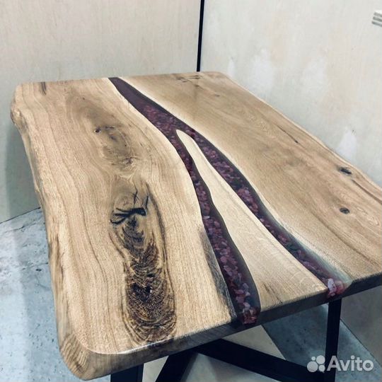 Стол в стиле лофт из массива