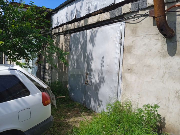 Гараж, > 30 м²
