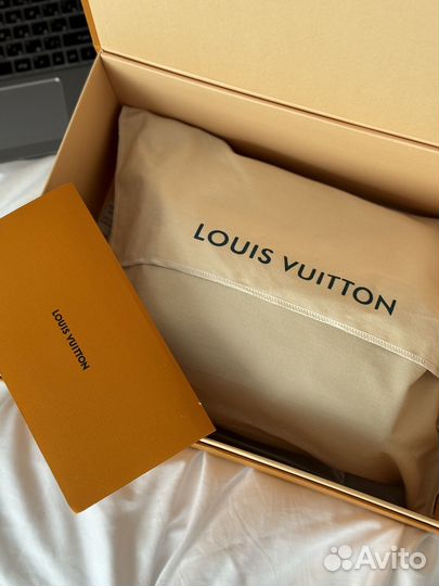 Сумка Louis Vuitton Outdoor через плечо