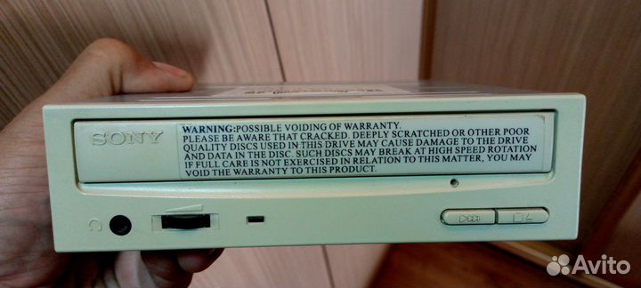 Продаю CD - ROM привод soni CDU5221