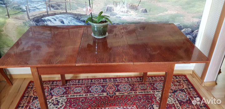 Стол деревянный раздвижной, кресла