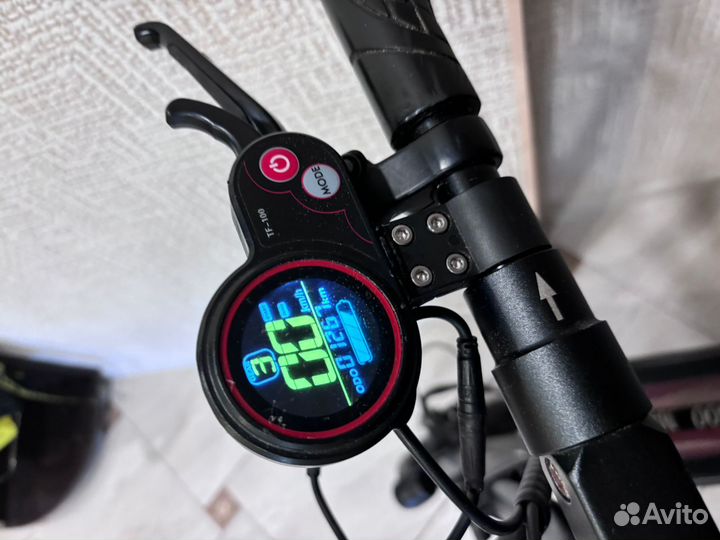 Самокат взрослый электрический бу