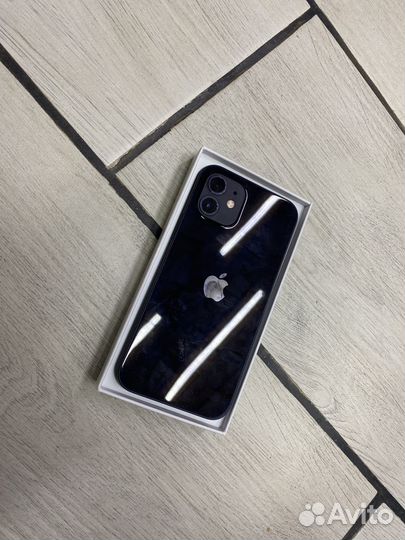 iPhone 12, 64 ГБ
