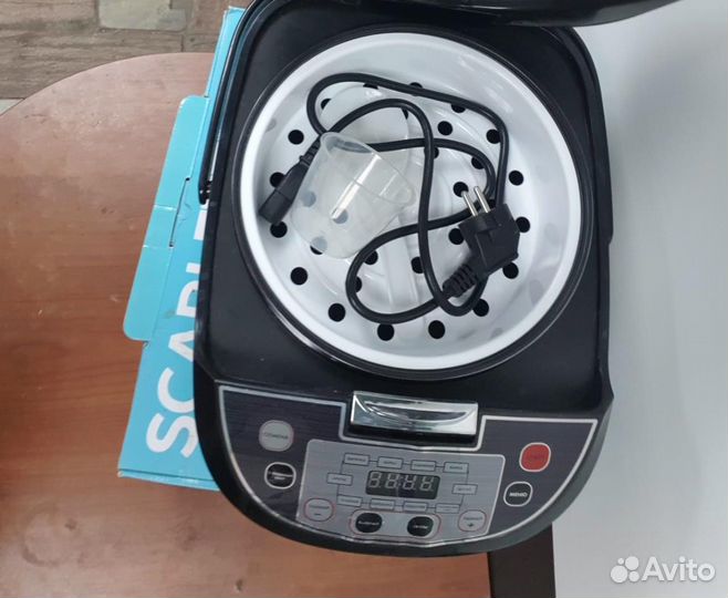 Мультиварка Scarlett SC-MC410S28