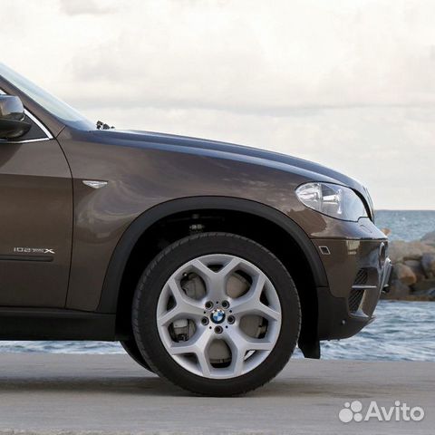 Крыло переднее правое в цвет BMW X5 E70 (2011)