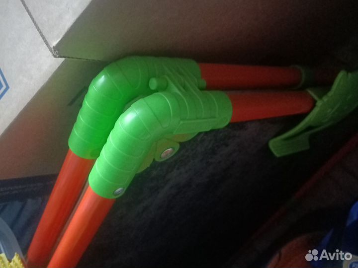 Мольберты для рисования+коврик массажер