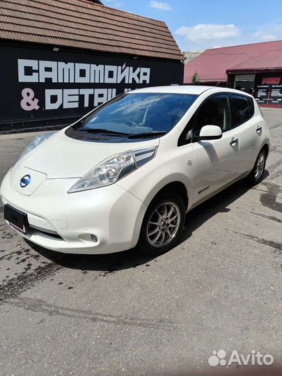 Nissan Leaf AT, 2013, 120 000 км