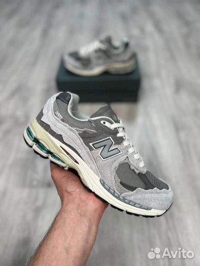 Кроссовки New Balance 2002r grey