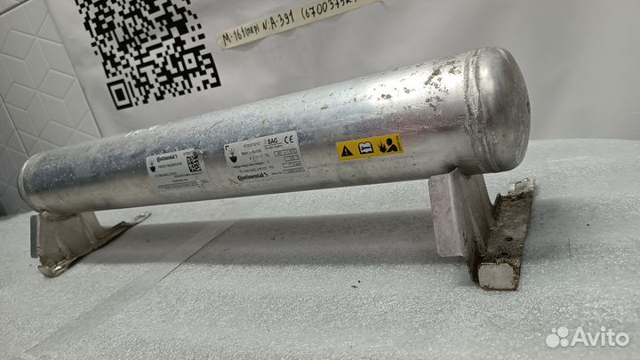 Ресивер передний Maserati Levante 2016+