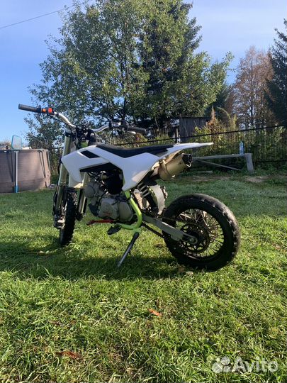 Продаю питбайк для детей от 8-12 лет