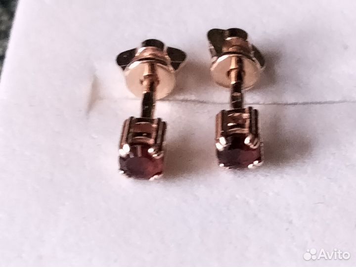 Золотые серьги