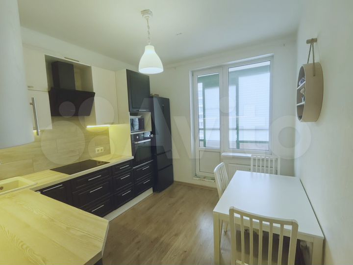 2-к. квартира, 50 м², 15/18 эт.