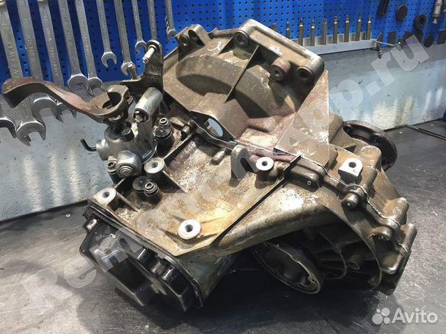 Коробка передач Фольксваген Пассат В6 1.6и BSE BSF