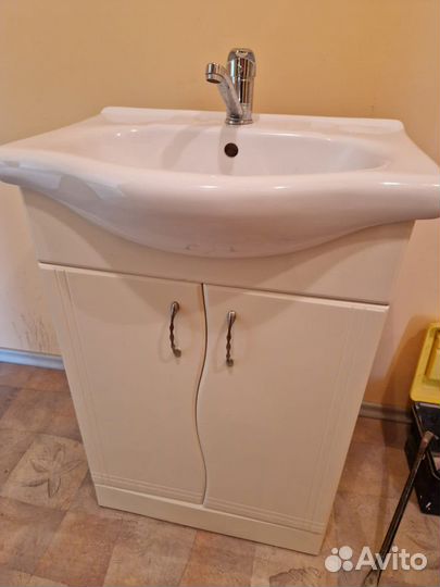 Тумба для ванной бу