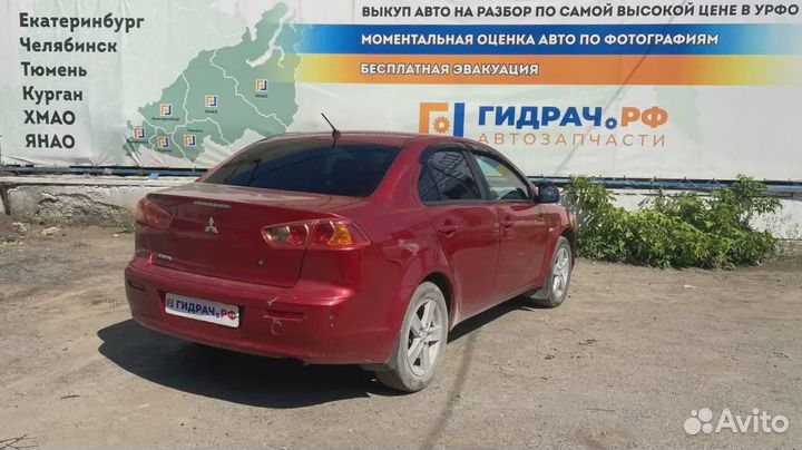 Кнопка стеклоподъемника заднего правого Mitsubishi Lancer X (CY) 8608A066