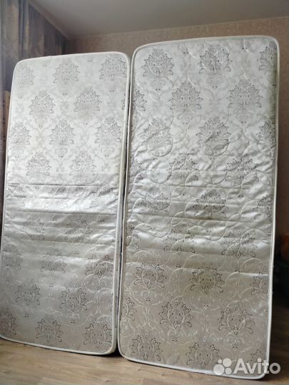 Двухъярусная кровать бу с матрасами