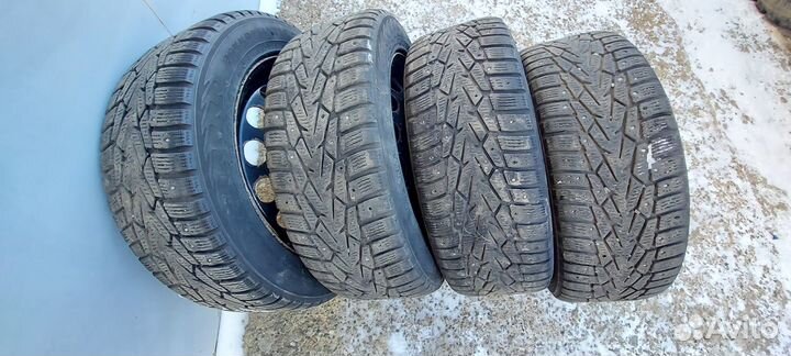 Nokian Hakkapeliitta 7 205/55 R16 на дисках VAG