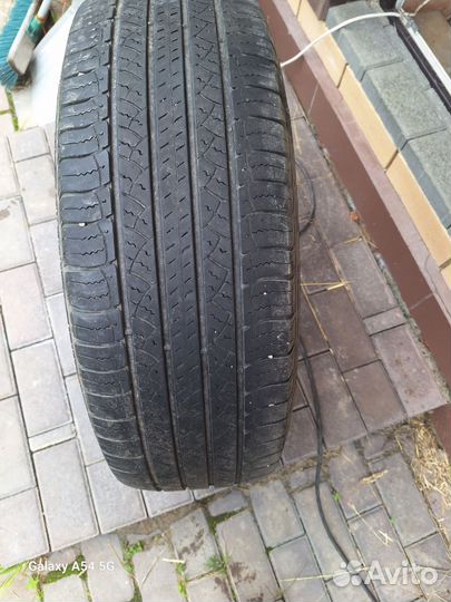 Michelin Latitude Tour HP 225/65 R17