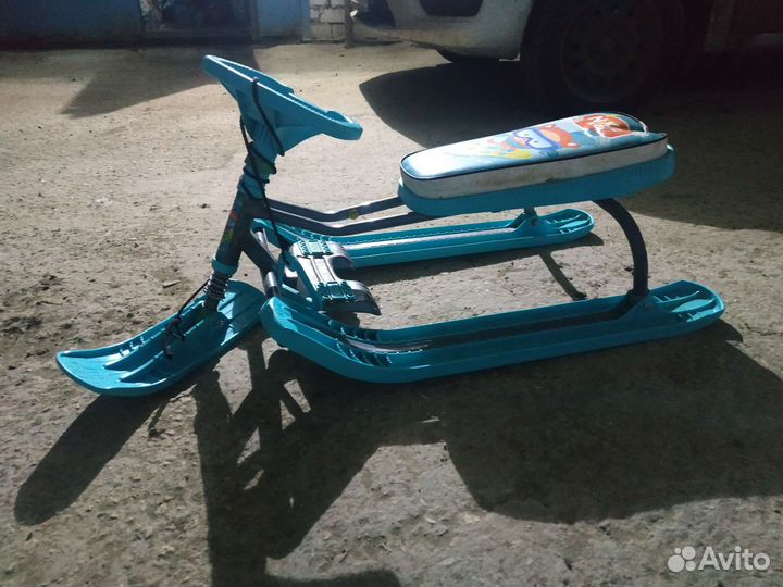 Детский снегокат бу