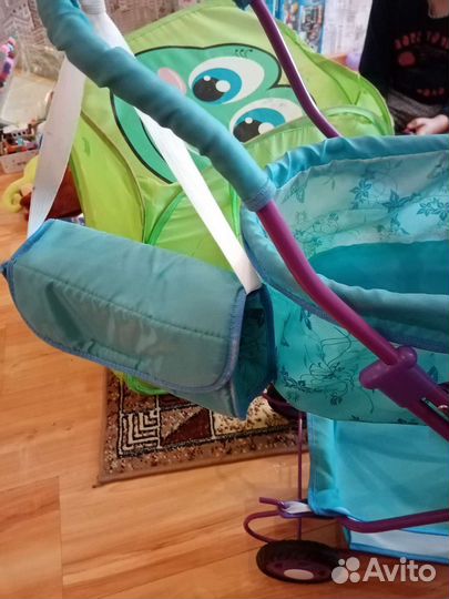 Кукольная коляска для куклы