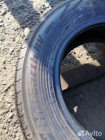 Yokohama BluEarth RV-03 205/60 R16