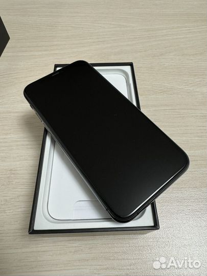 iPhone 11 Pro, 256 ГБ