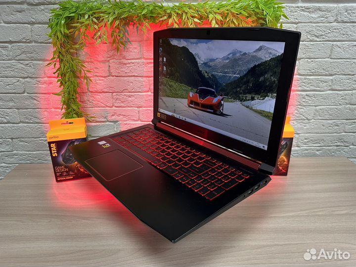 Игровой ноутбук Acer i5/16GB/SSD/1100GB