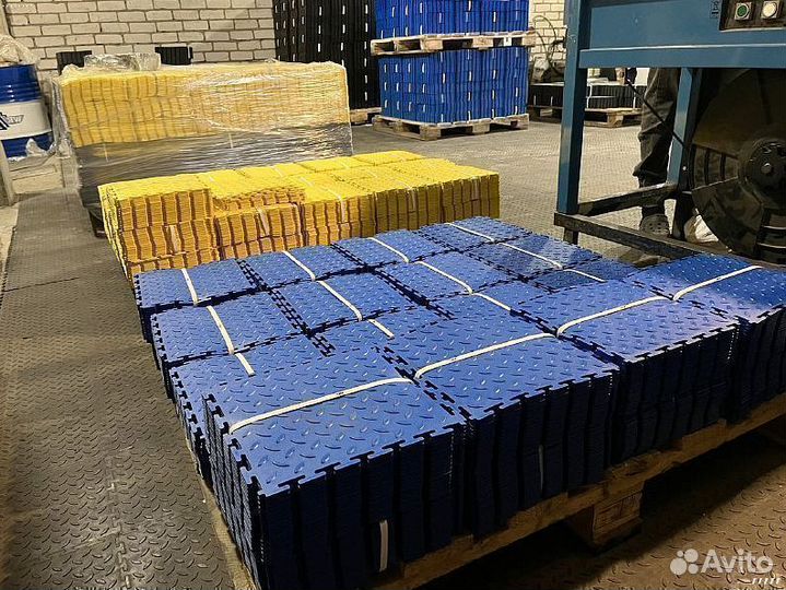 Пвх плитка для гаража