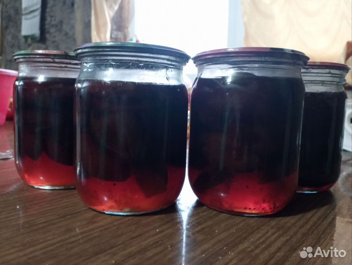 Слива в собственном соку