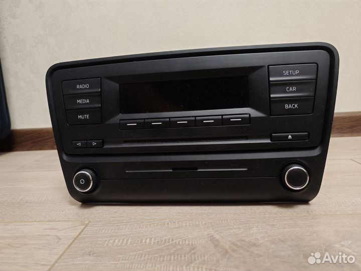 Автомагнитола Swing 1 для skoda octavia A 7