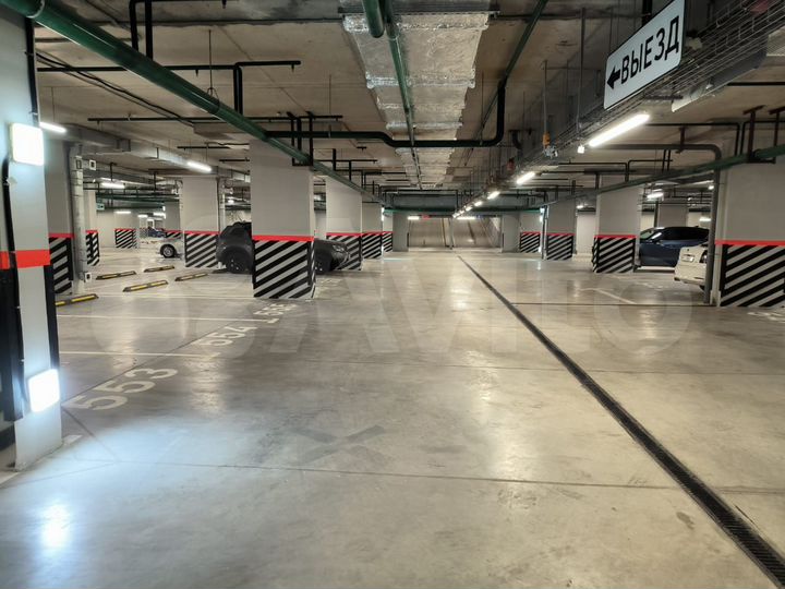 Машиноместо