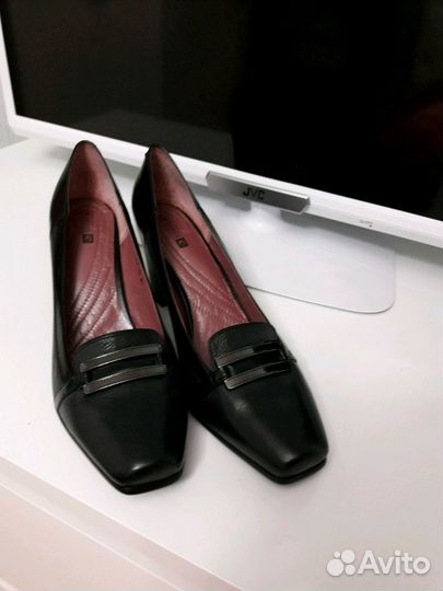 Продам туфли, р-р 41