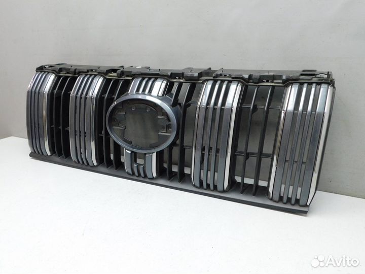 Решетка радиатора Toyota Land Cruiser Prado