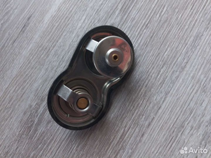 Скания термостат