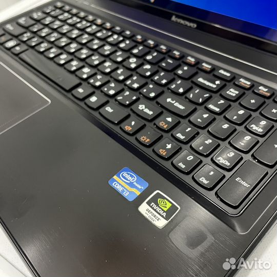 Ноутбук Lenovo i3-2370/8Gb/SSD+HDD/2 видеокарты