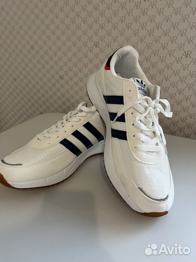 Кроссовки мужские (новые)