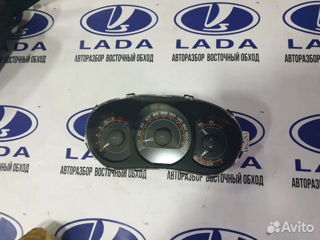 Комбинация приборов веста люкс