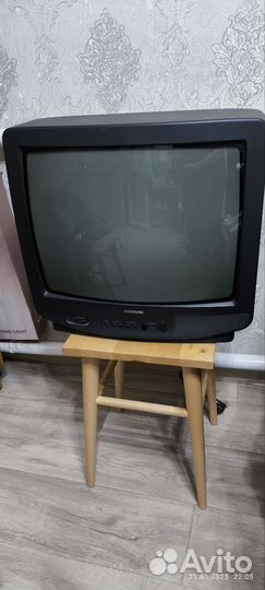 Телевизор samsung