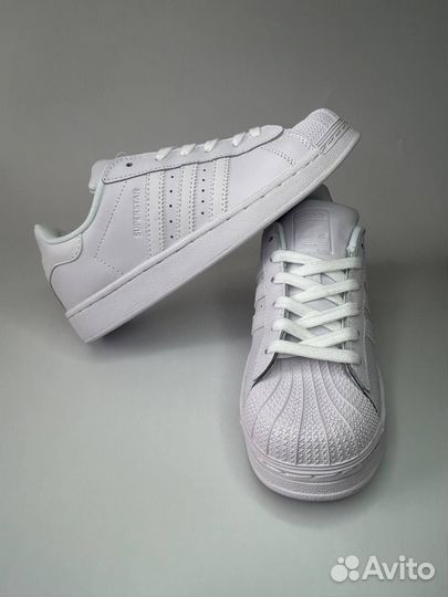 Adidas superstar белые