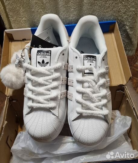 Кроссовки adidas superstar