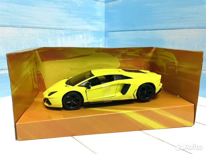 Модель автомобиля Lamborghini Aventador 1:24