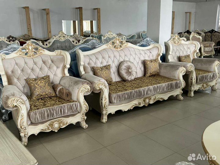 Диван и 2 кресла