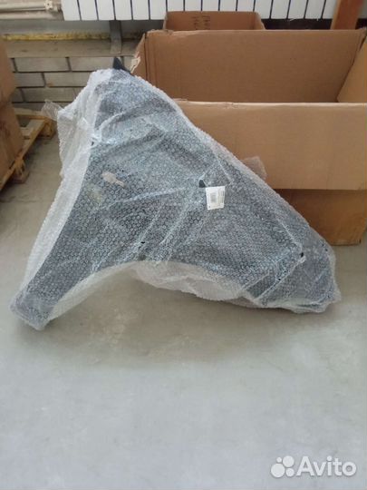 Пластиковые крылья на Калину 1,2 Гранта.Кампласт