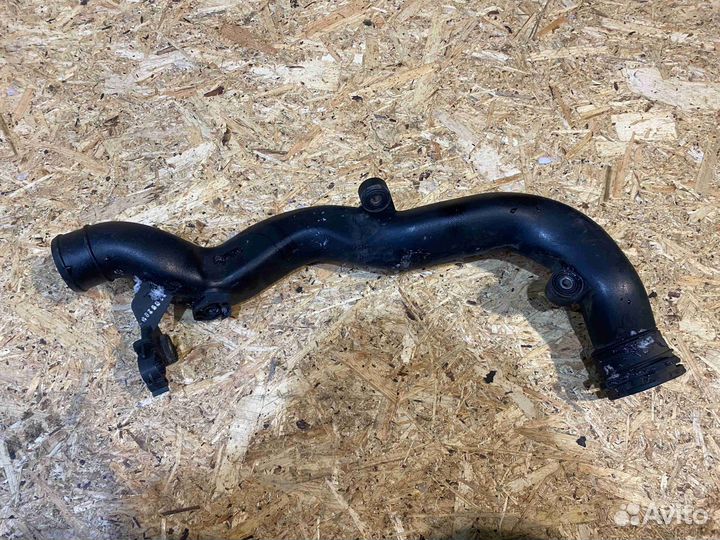 Патрубок интеркулера Volkswagen tiguan (5N1 2008-2