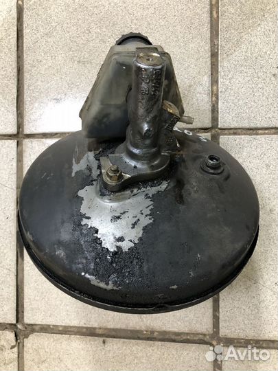 Главный тормозной цилиндр вакуум Mercedes W124