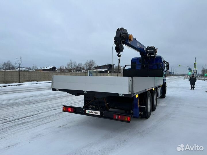 Бортовой грузовик MAN TGX 26.400 с КМУ DongYang, 2012