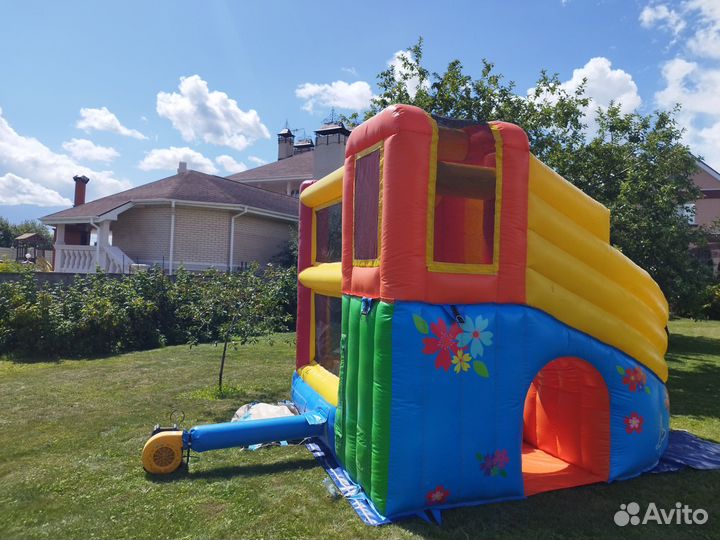 Надувной батут в аренду
