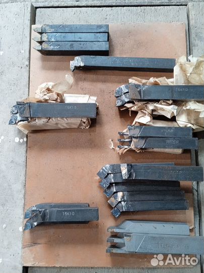 Токарные резцы по металлу