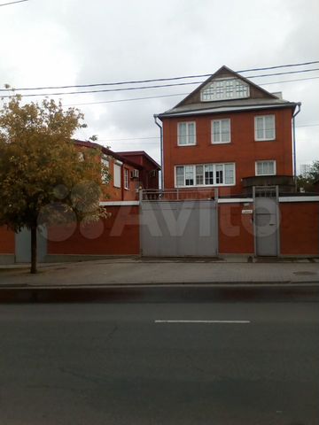 Дом 560 м² на участке 6 сот.
